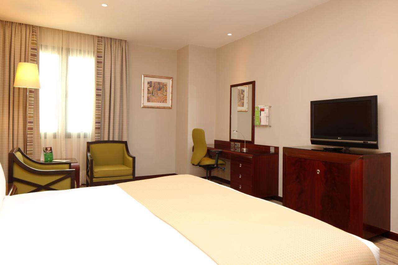 Holiday Inn Olaya By Ihg Riadh Exterior foto
