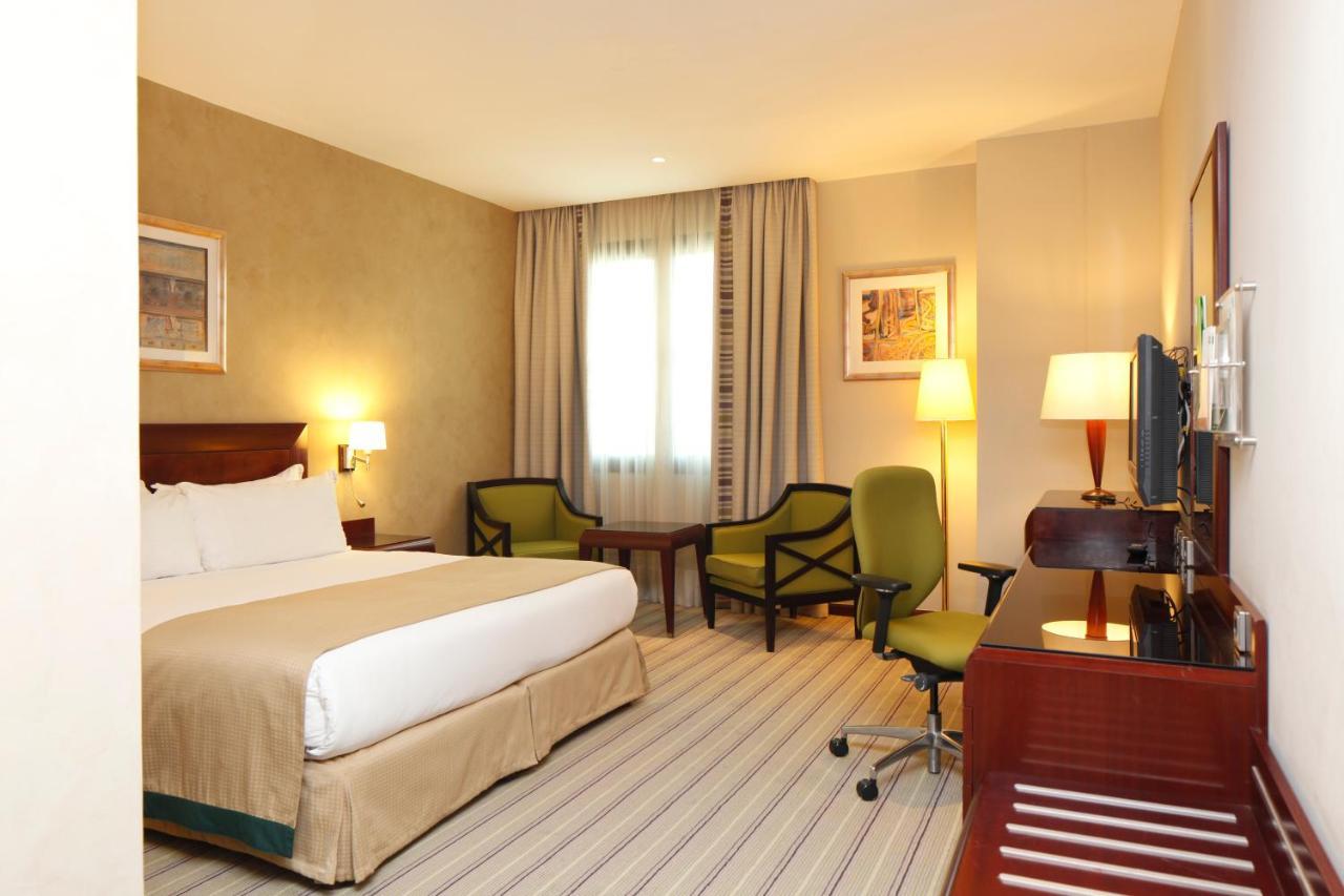 Holiday Inn Olaya By Ihg Riadh Exterior foto