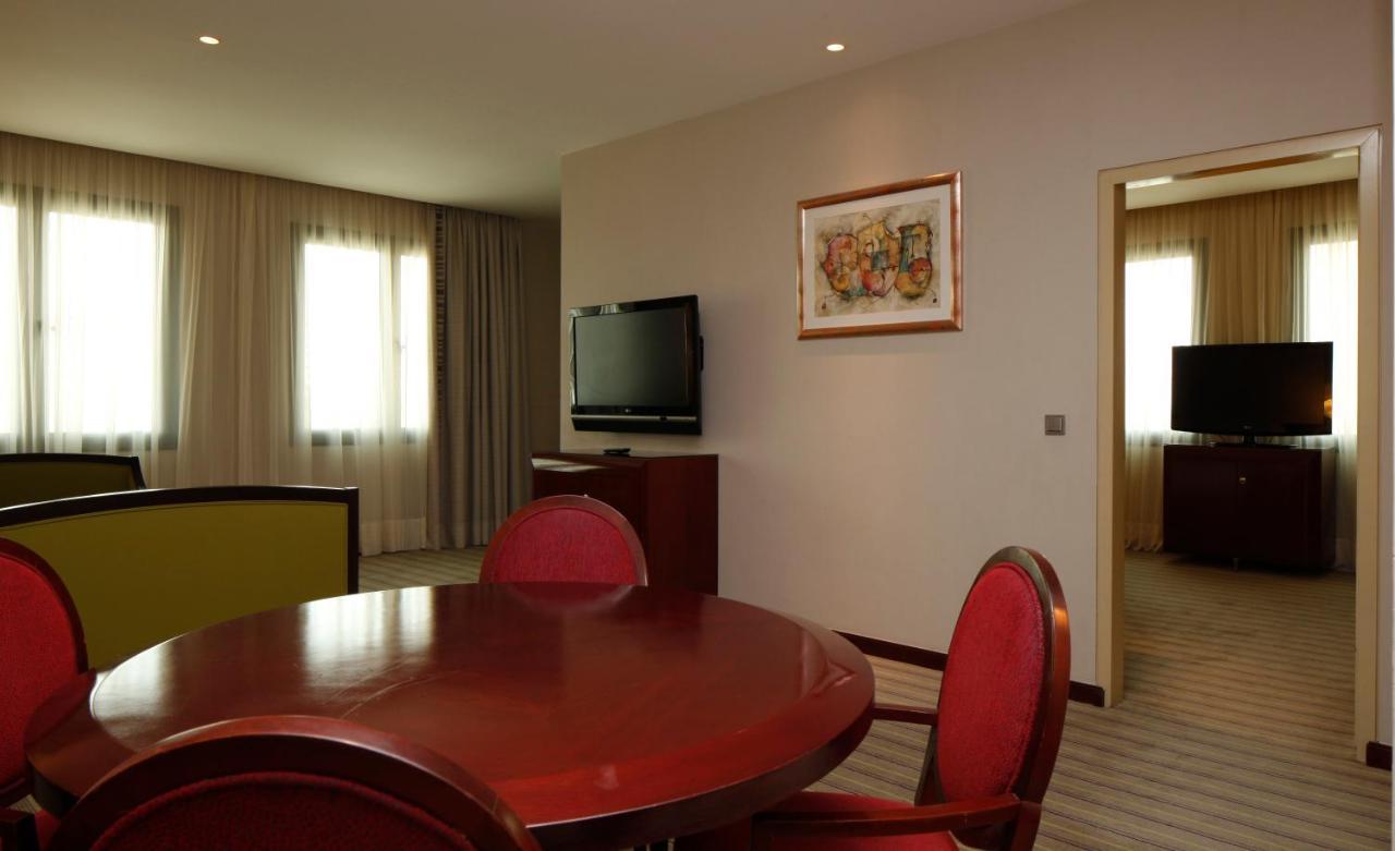 Holiday Inn Olaya By Ihg Riadh Exterior foto