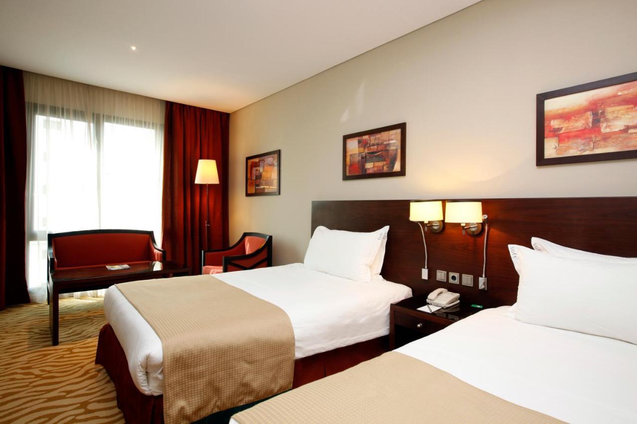 Holiday Inn Olaya By Ihg Riadh Exterior foto