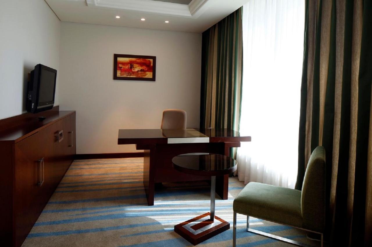 Holiday Inn Olaya By Ihg Riadh Exterior foto