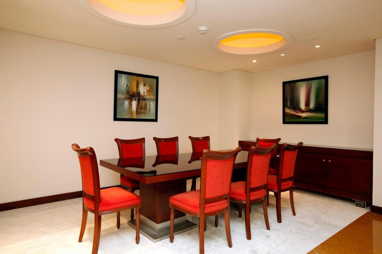 Holiday Inn Olaya By Ihg Riadh Exterior foto
