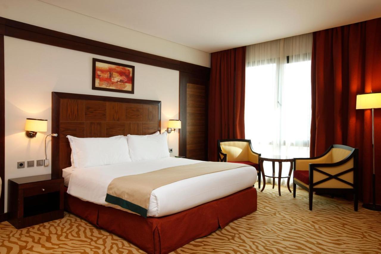 Holiday Inn Olaya By Ihg Riadh Exterior foto